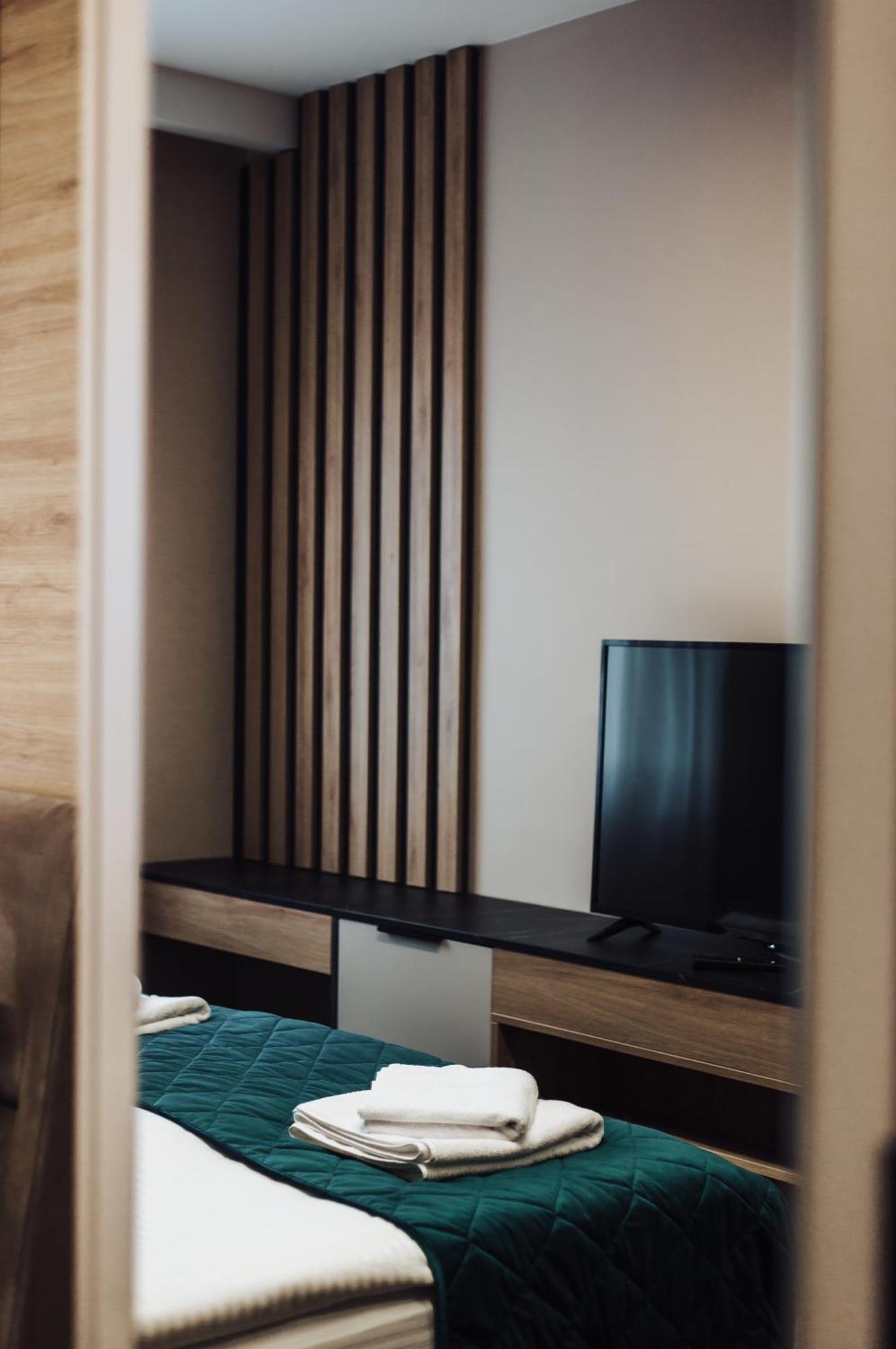 Hotel Brcko Gas Sarajevo Lukavica Bagian luar foto