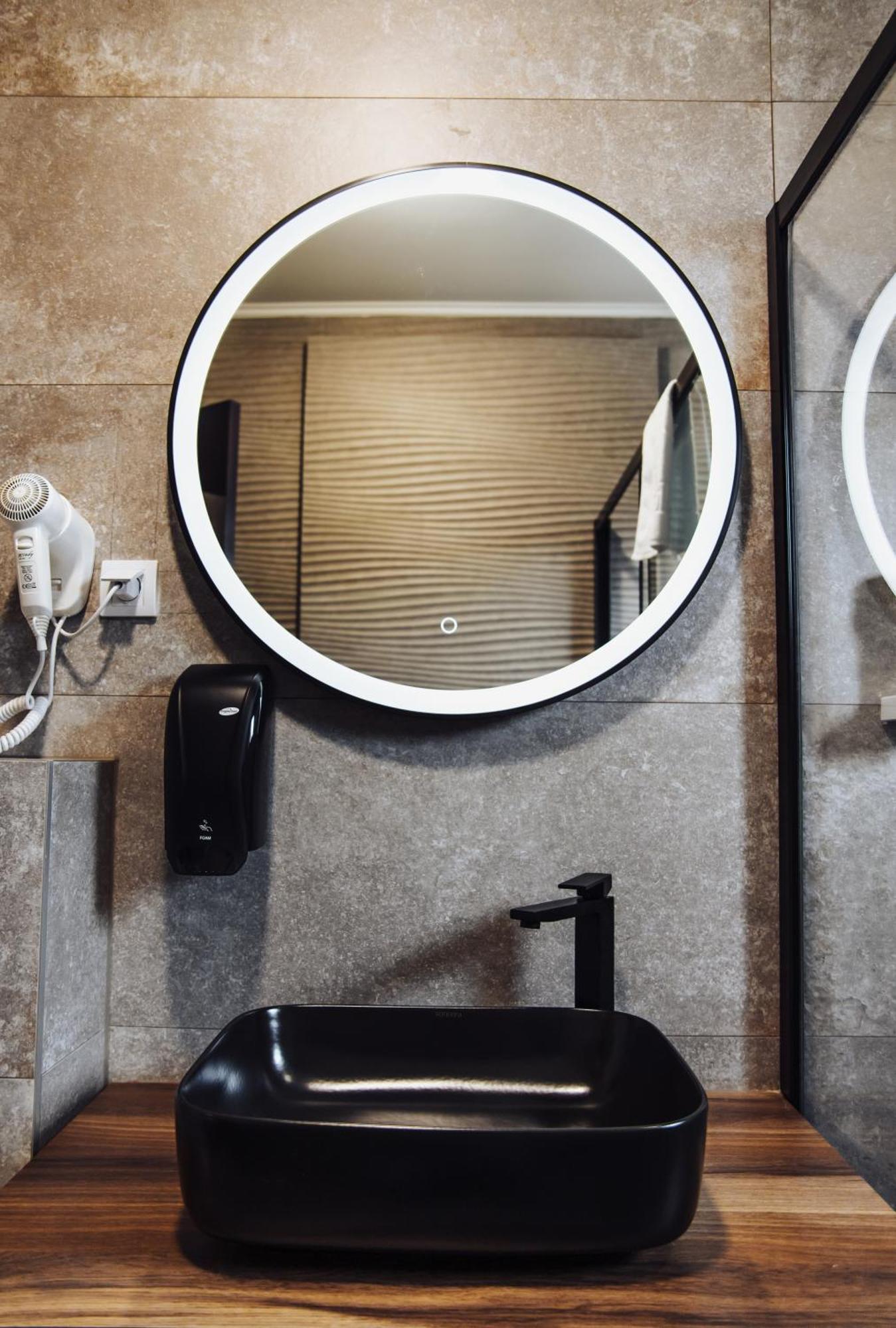 Hotel Brcko Gas Sarajevo Lukavica Bagian luar foto